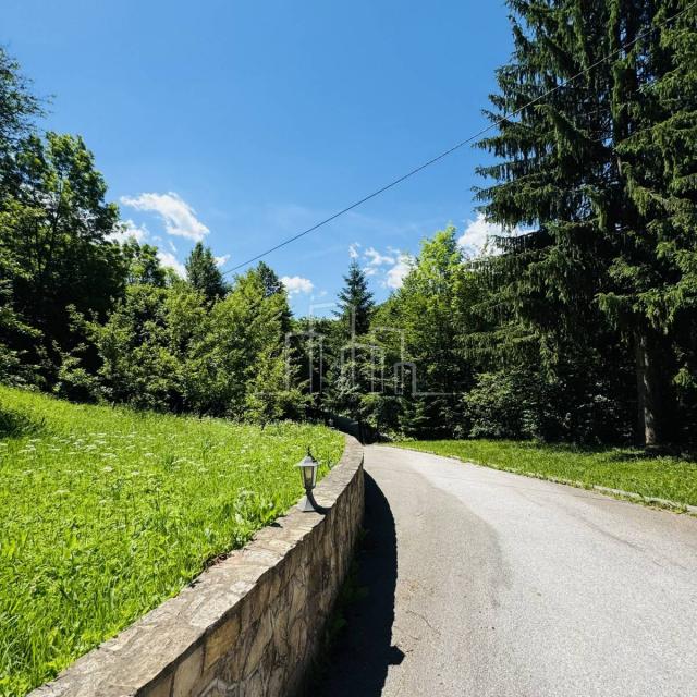 Vikend kuća Ilovice Trnovo prodaja