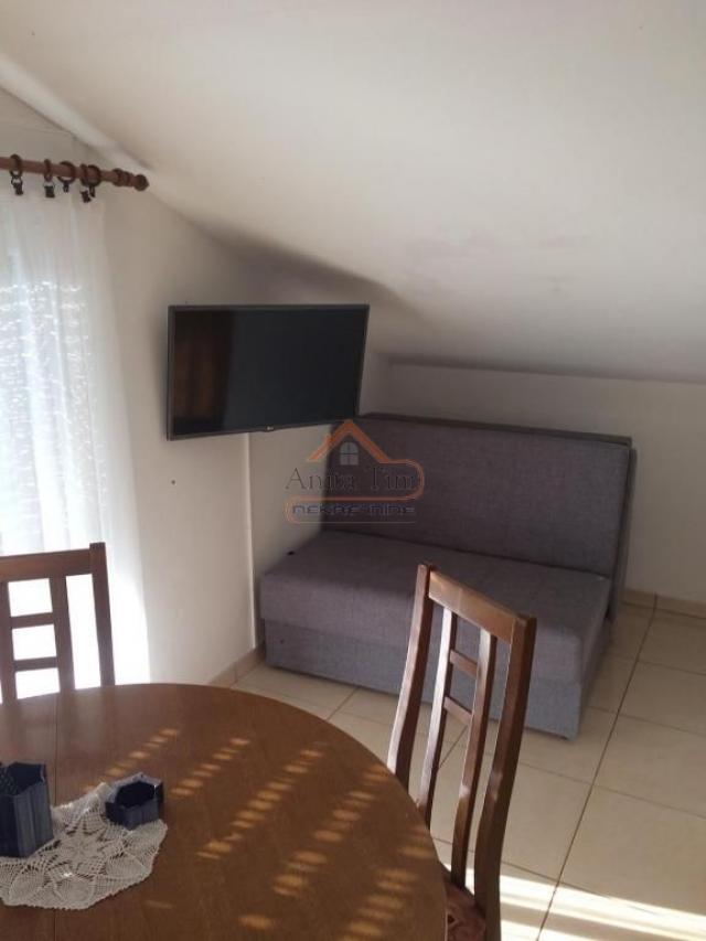 OKRUG DONJI - APARTMANSKA KUĆA SA BAZENOM