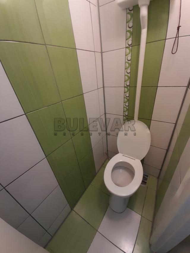 Izdaje se stan kao poslovni prostor, centar, Strahinjića Bana, 45m2, 350e