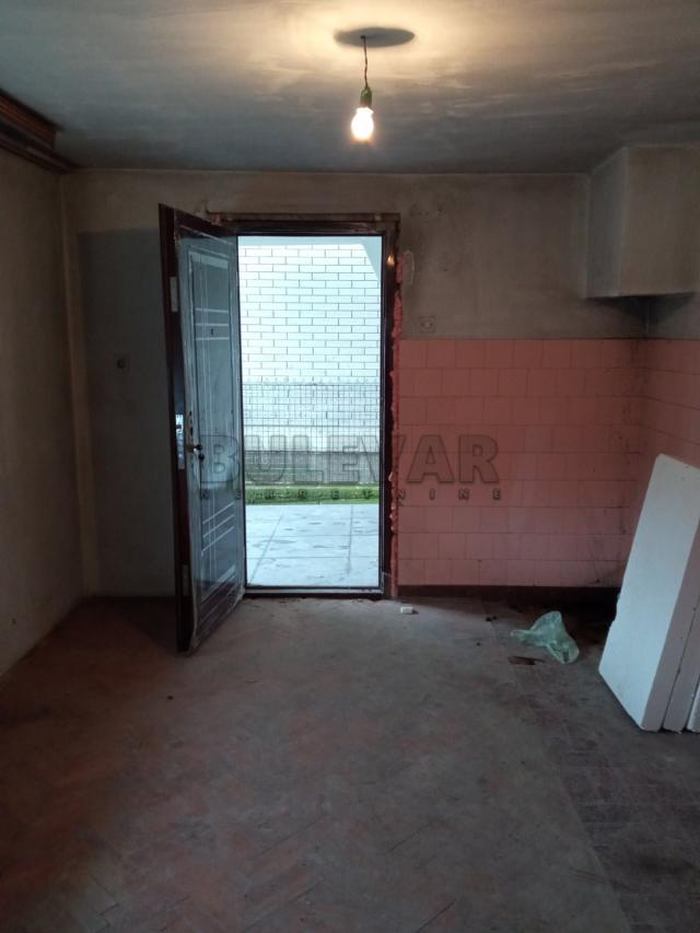 Stambeno poslovni objekat, Korićani, Kragujevac, površina 343 m2, plac 489 m2