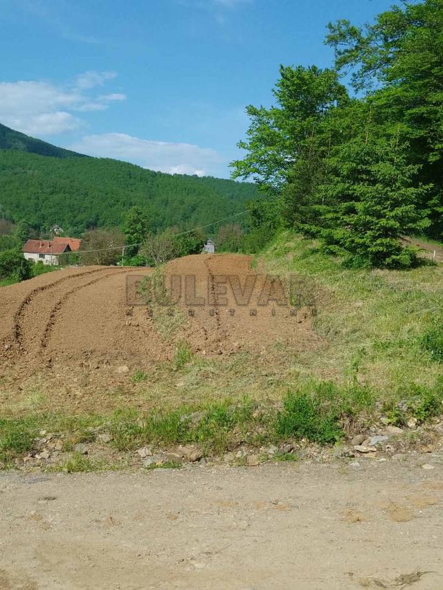 Kuća 157m2, plac 18, 34a,  selo Tulare, opština Medveđa