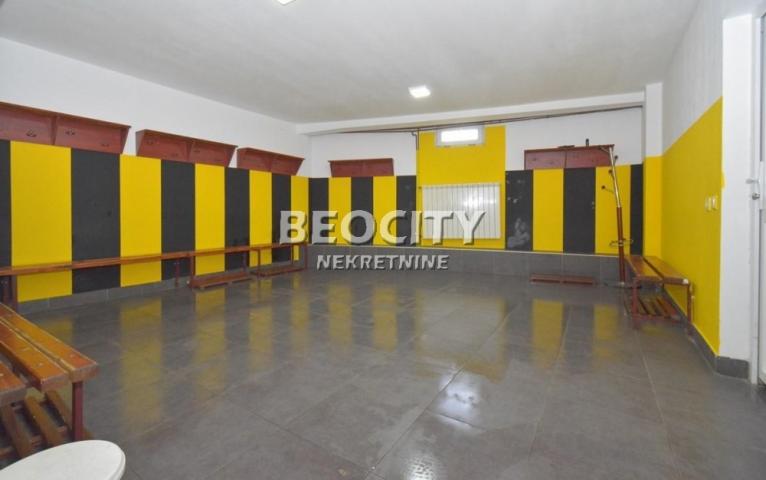 Čukarica, Sremčica, Obrenovacka , 2. 0, 800m2, 130000EUR Balon za fudbal 