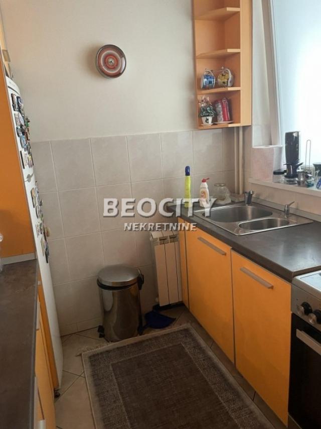 Novi Beograd, YUBC, Bulevar Mihajla Pupina, 2. 0, 75m2, 315000EUR