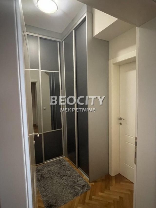 Novi Beograd, YUBC, Bulevar Mihajla Pupina, 2. 0, 75m2, 315000EUR