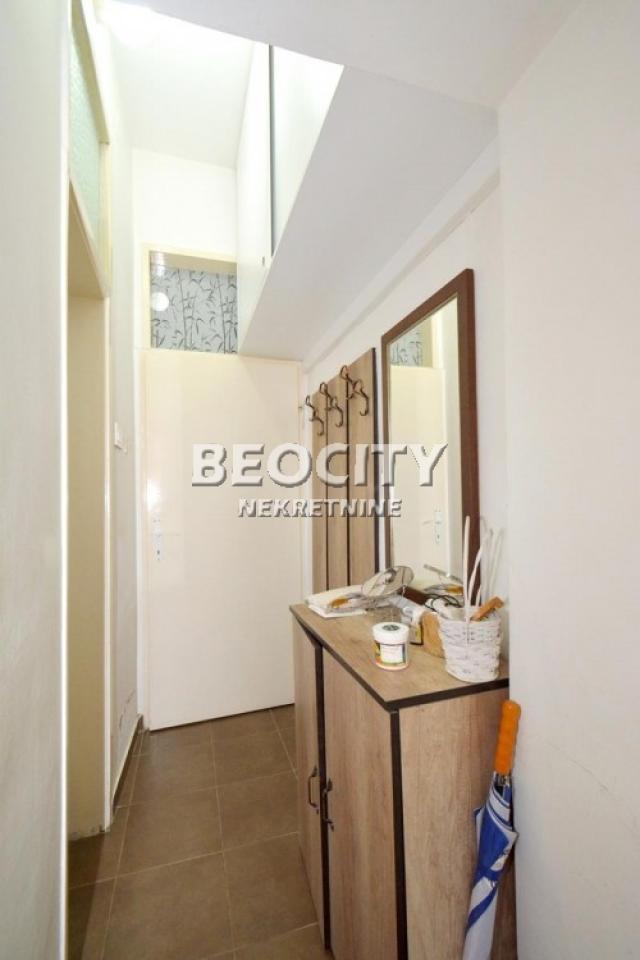 Zemun, Centar, , 2. 0, 52m2, 175000EUR