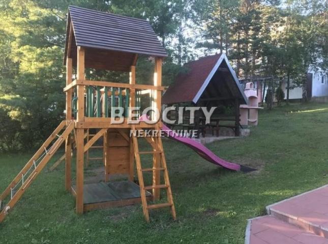 Zlatibor, Obudojevica, , 4. 5, 240m2, 350000EUR APARTMANSKA ZGRADA