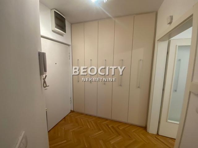 Voždovac, Stepa Stepanović, Generala Ljubomira Milića, 3. 0, 67m2, 900EUR