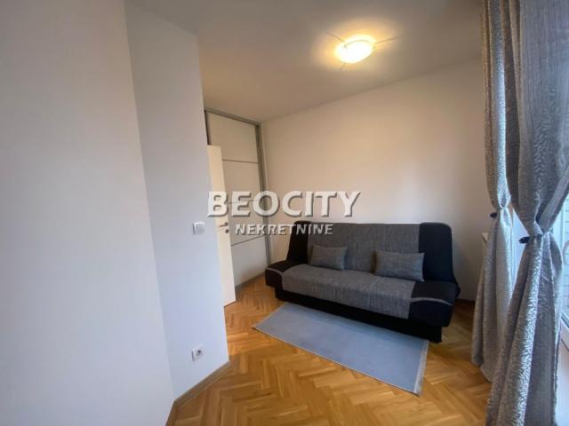 Voždovac, Stepa Stepanović, Generala Ljubomira Milića, 3. 0, 67m2, 900EUR