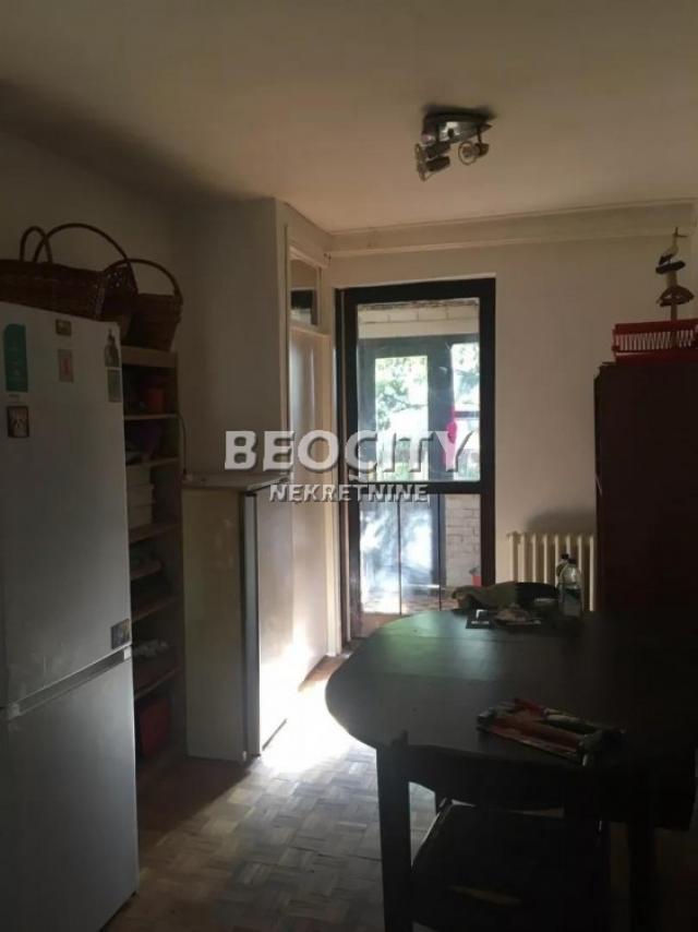 Zvezdara, Mirijevo, Kapetana Miloša Žunjića, 4. 0, 111m2, 264000EUR