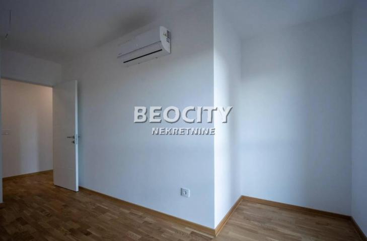 Novi Sad, Grbavica, Bulevar Cara Lazara, 5. 0, 105m2, 274066EUR