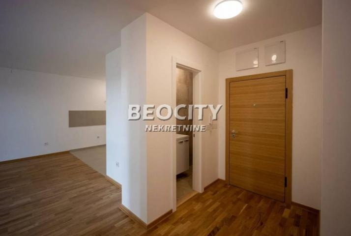 Novi Sad, Grbavica, Bulevar Cara Lazara, 5. 0, 105m2, 274066EUR