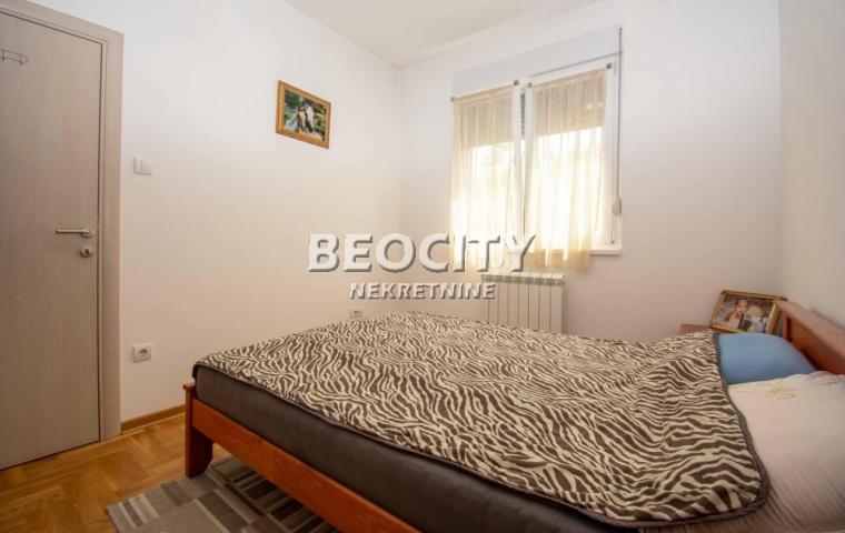 Zemun, Gornji grad, Pregrevica, 2. 5, 65m2, 168880EUR Top lokacija 