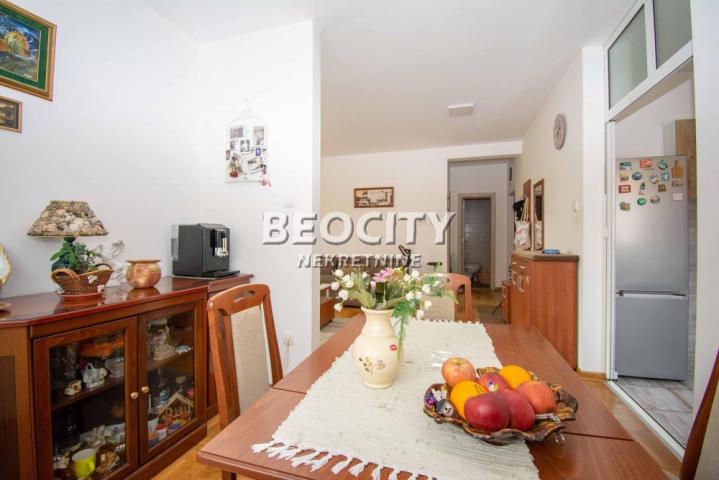 Zemun, Gornji grad, Pregrevica, 2. 5, 65m2, 168880EUR Top lokacija 