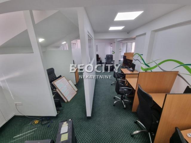 Čačak, Konjevići, Bulevar oslobodioca Čačka, 5. 0, 398m2, 2400EUR