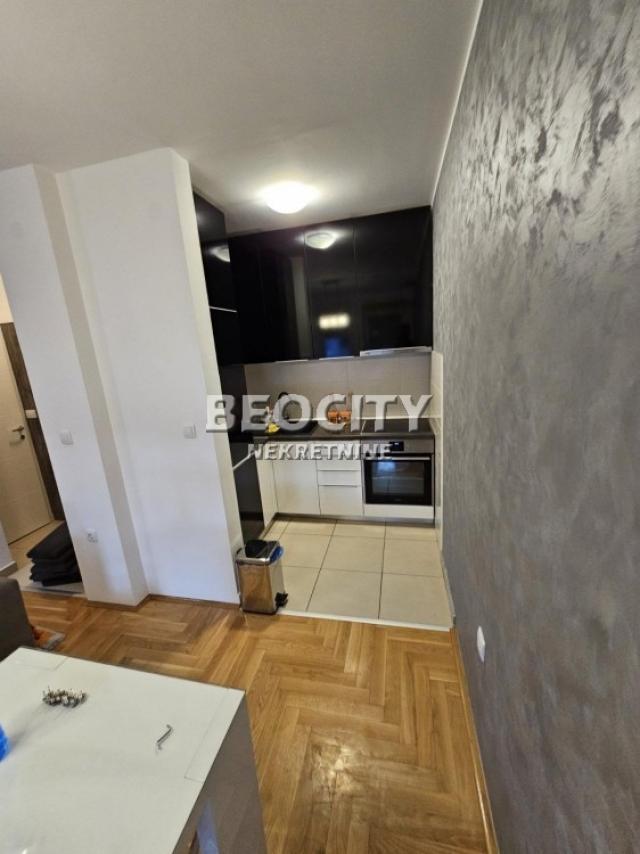 Novi Sad, Telep, Somborska, 3. 0, 69m2, 700EUR