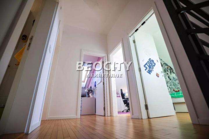 Zemun, Centar, Petra Kočića , 5. 0, 120m2, 299000EUR