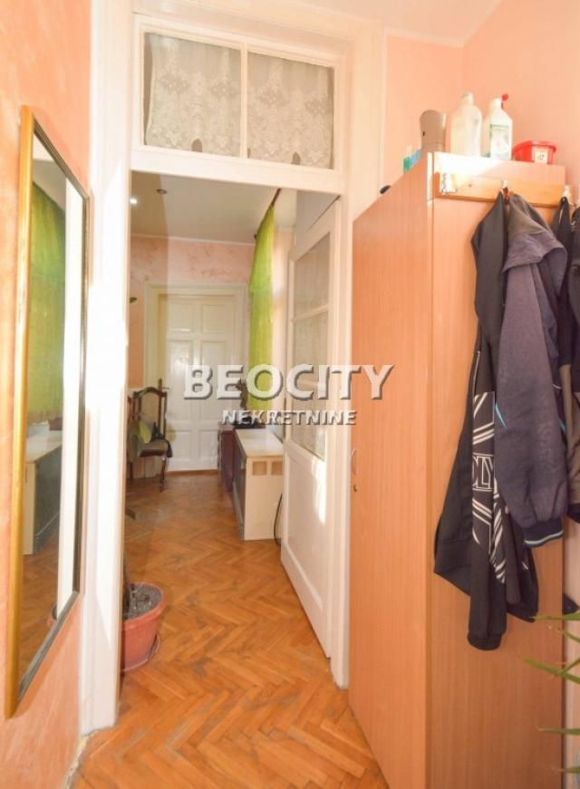 Zemun, Centar, Glavna, 3. 0, 92m2, 170000EUR