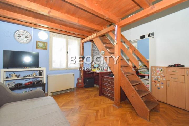 Zemun, Centar, Glavna, 3. 0, 92m2, 170000EUR