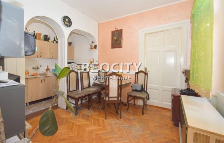 Zemun, Centar, Glavna, 3. 0, 92m2, 170000EUR