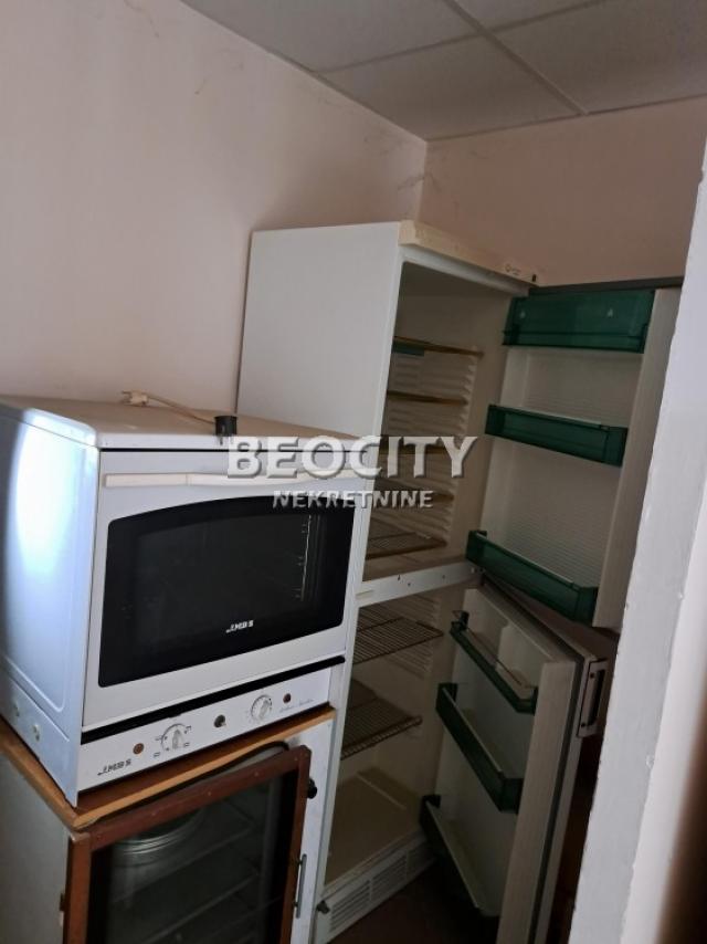 Rakovica, Petlovo brdo, Petra Jovanovića, 1. 0, 20m2, 150EUR