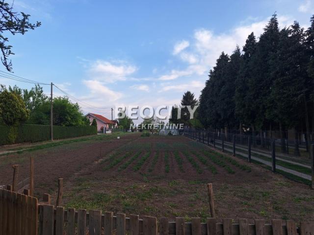 Surčin, Surčin (mesto), , 22a, 260000EUR