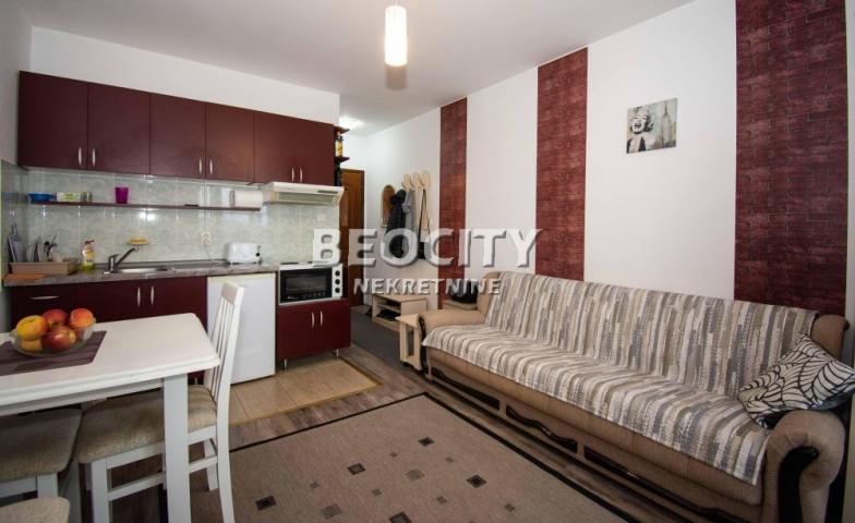 Rakovica, Labudovo brdo, 17. oktobra, 0. 5, 24m2, 44000EUR