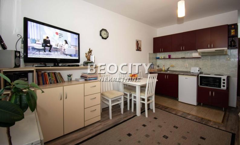 Rakovica, Labudovo brdo, 17. oktobra, 0. 5, 24m2, 44000EUR