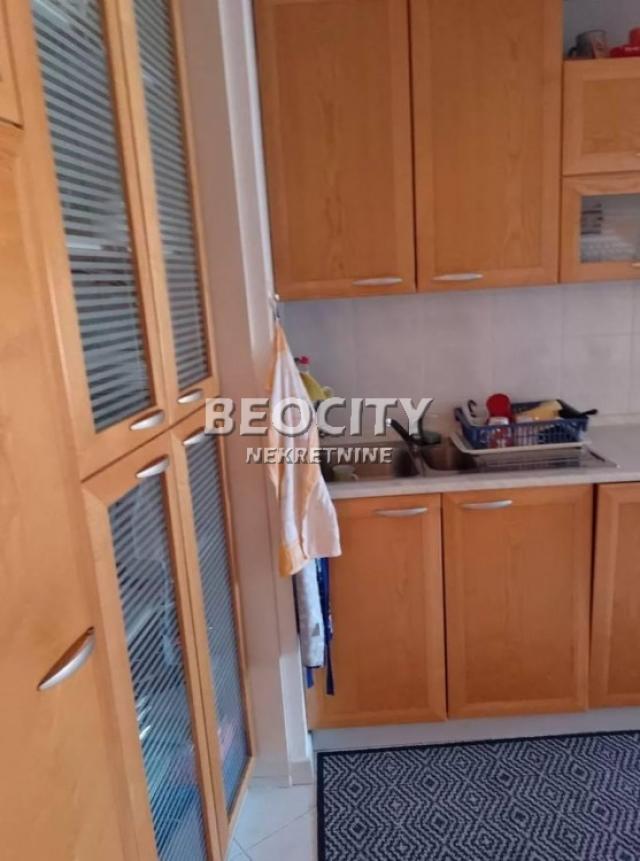 Novi Sad, Centar, Pap Pavla, 4. 0, 151m2, 210000EUR