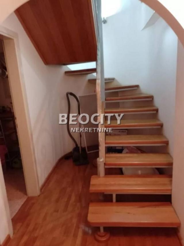 Novi Sad, Centar, Pap Pavla, 4. 0, 151m2, 210000EUR