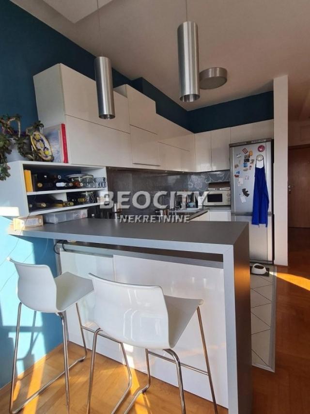 Novi Sad, Bulevar Evrope, , 4. 0, 92m2, 180000EUR