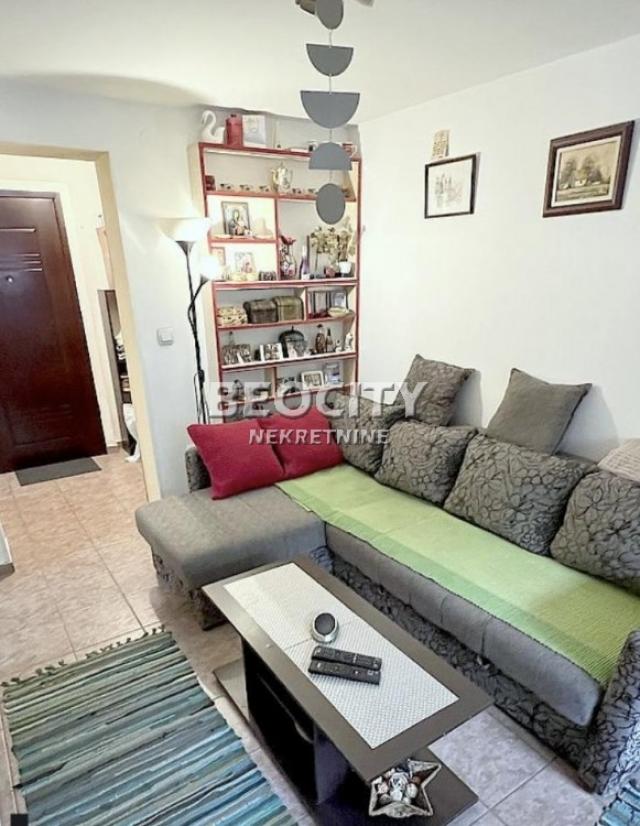 Novi Sad, Bulevar Evrope, Bulevar Evrope , 1. 5, 35m2, 65000EUR