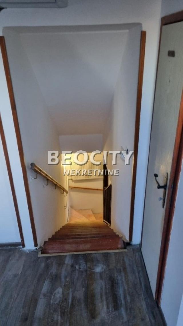 Novi Sad, Centar, Mite Ružića , 2. 0, 130m2, 1500EUR