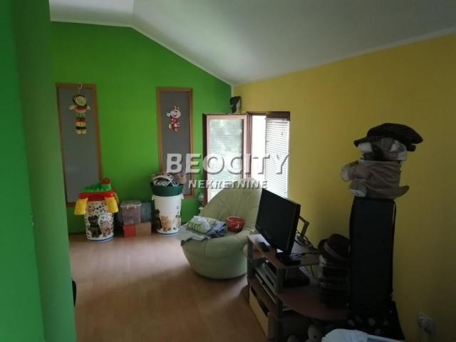 Zemun, Ćukovac, Vlade Obradovića, 3. 5, 110m2, 170000EUR +garaža 20. 000e