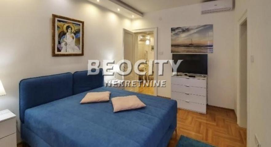 Vračar, Kalenić pijaca, , 3. 0, 100m2, 1550EUR