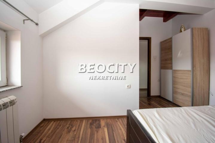 Zemun, Zemun Bačka, Backa , 18. 0, 600m2, 5000EUR