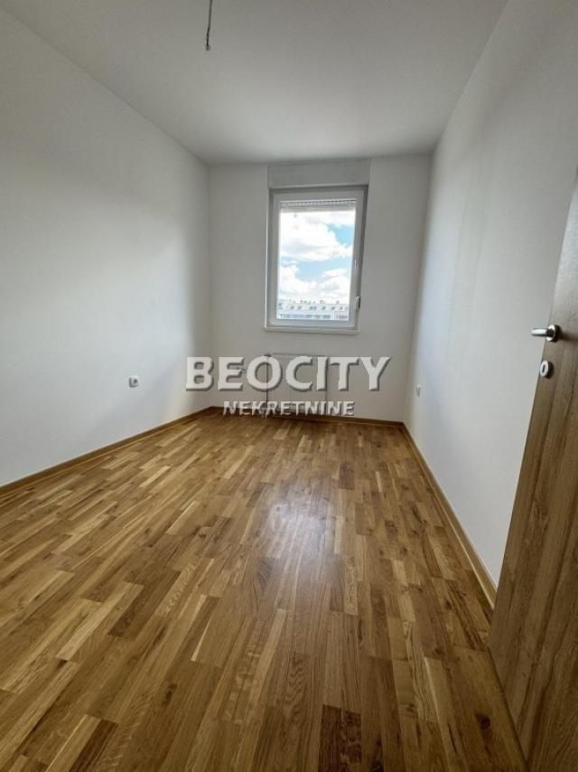 Novi Sad, Salajka, Branka Radičevića, 3. 5, 80m2, 160000EUR Nov odmah useljiv troiposoban stan u bli