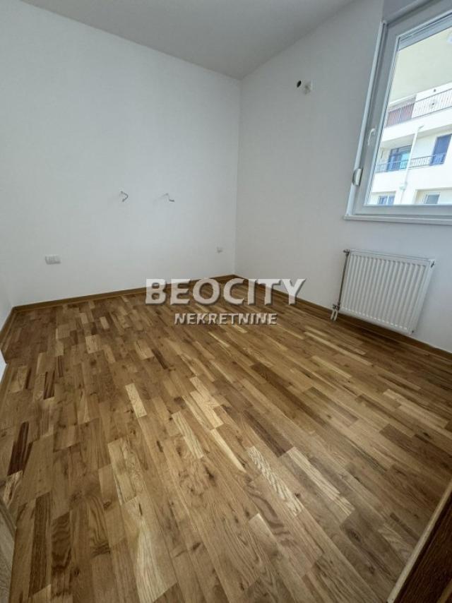 Novi Sad, Salajka, Branka Radičevića, 3. 5, 80m2, 160000EUR Nov odmah useljiv troiposoban stan u bli