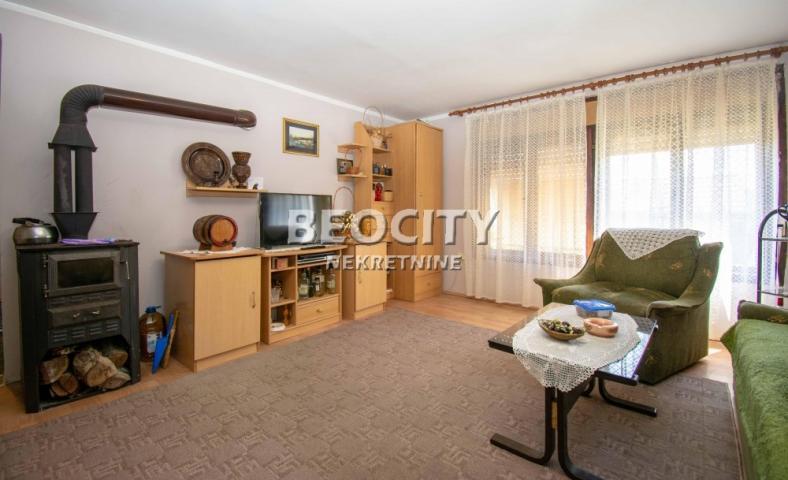 Grocka, Grocka (mesto), Kralja Petra I +25m terasa, 3. 0, 130m2, 90000EUR