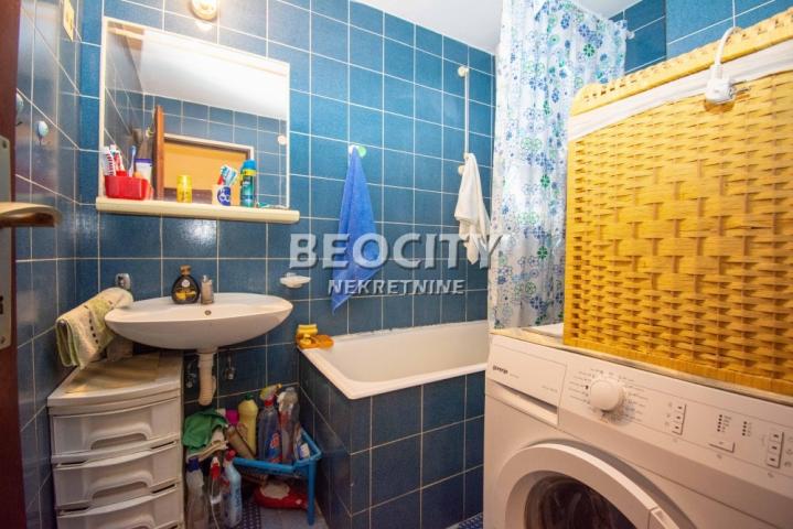 Novi Beograd, Bežanijska kosa 3, Milana Vujaklije, 2. 5, 66m2, 165000EUR