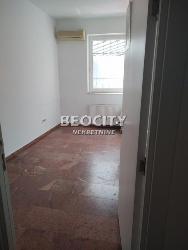 Novi Sad, Betanija, Branimira Ćosića, 3. 0, 113m2, 1400EUR