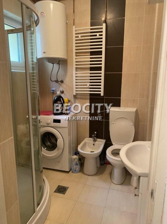 Rakovica, Centar, Vodice, 7. 0, 300m2, 280000EUR