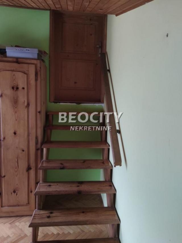 Voždovac, Medaković 3, Borivoja Stevanovića, 3. 0, 104m2, 140400EUR