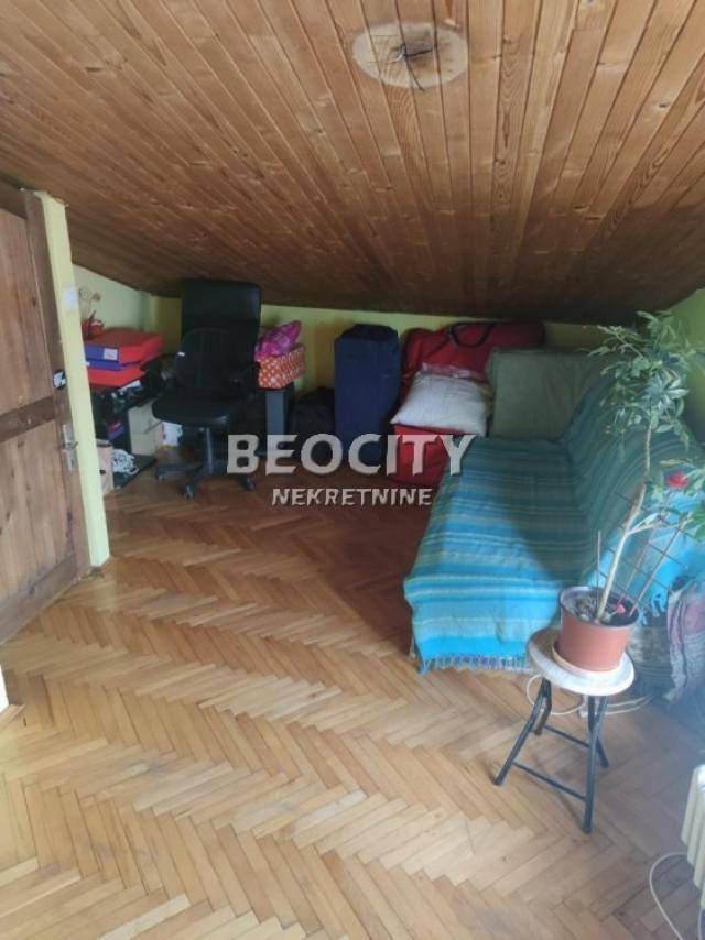 Voždovac, Medaković 3, Borivoja Stevanovića, 3. 0, 104m2, 140400EUR