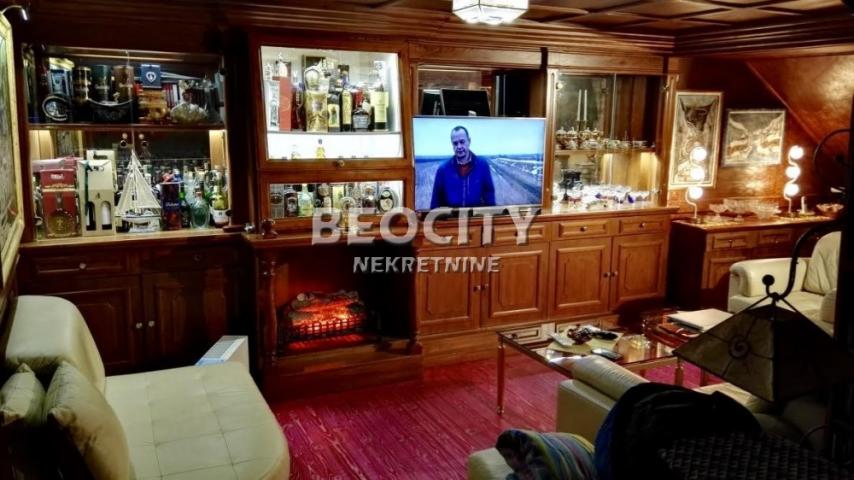 Zemun, Centar, Glavna, 4. 5, 143m2, 270000EUR