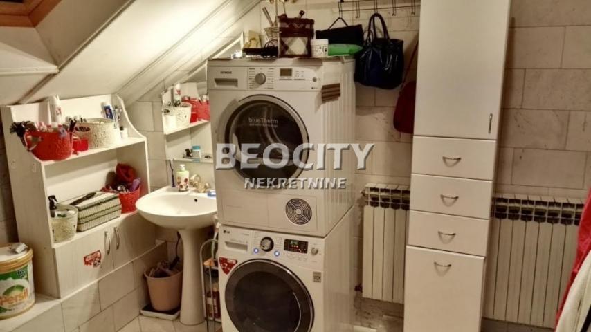 Zemun, Centar, Glavna, 4. 5, 143m2, 270000EUR