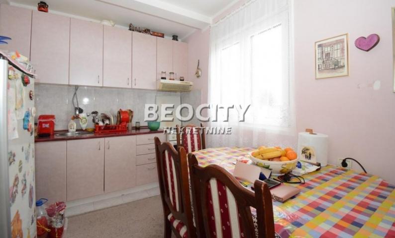 Čukarica, Bele vode, Leposave Vujošević, 4. 0, 90m2, 121600EUR