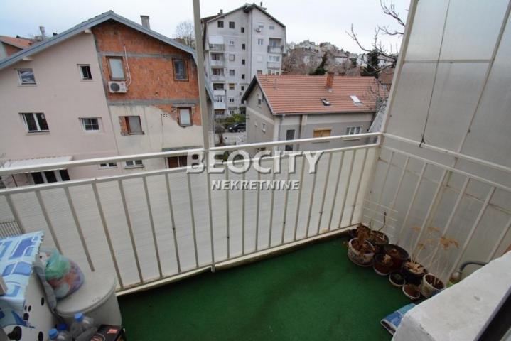 Čukarica, Bele vode, Leposave Vujošević, 4. 0, 90m2, 121600EUR