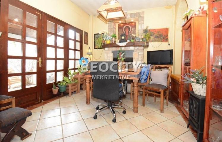 Zemun, Gornji grad, Bosanska, 5. 0, 280m2, 599000EUR