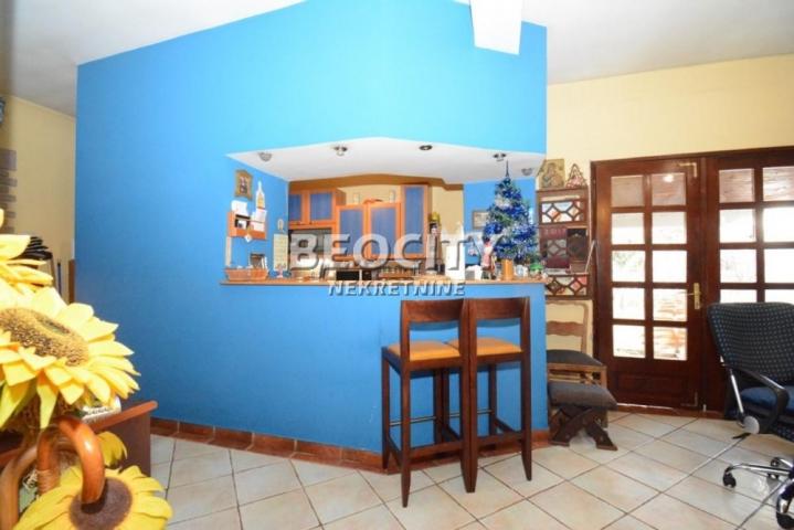 Zemun, Gornji grad, Bosanska, 5. 0, 280m2, 599000EUR