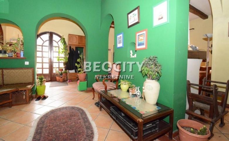 Zemun, Gornji grad, Bosanska, 5. 0, 280m2, 599000EUR